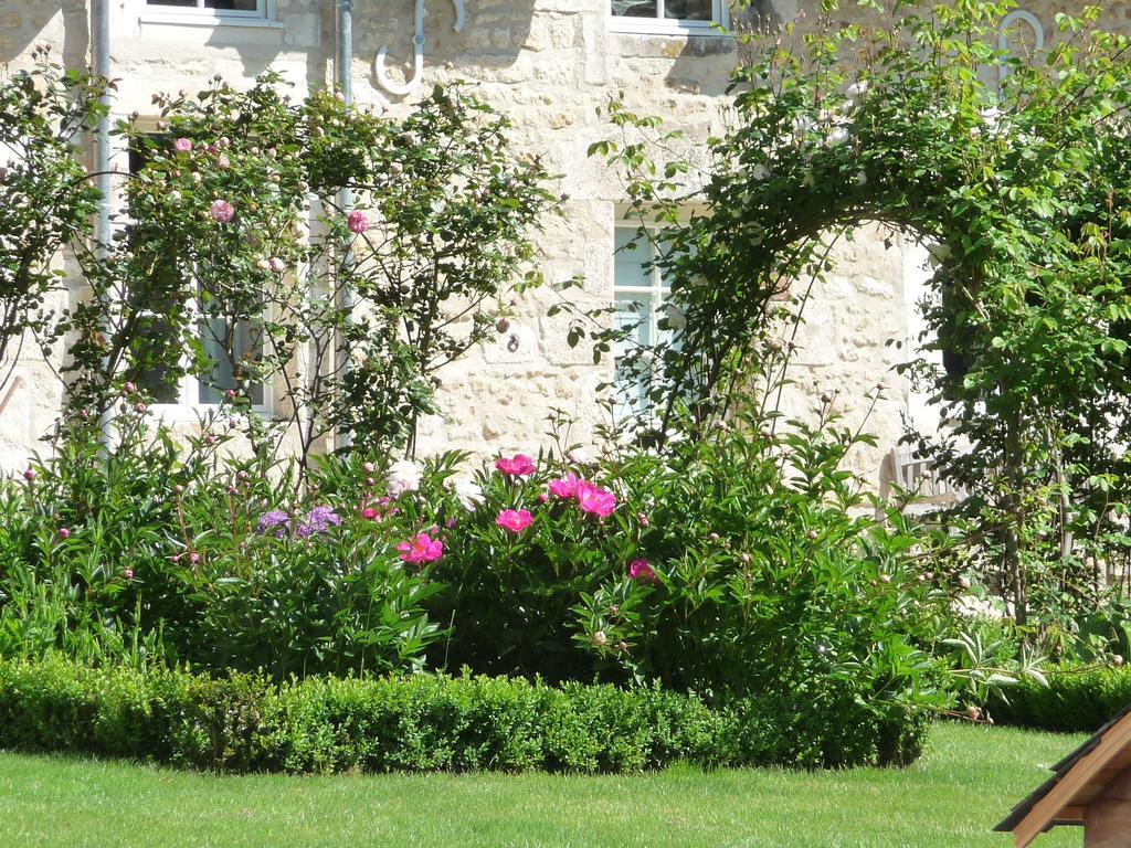 La Maison Du Potager De Mazieres Sainte-Solange Exterior foto