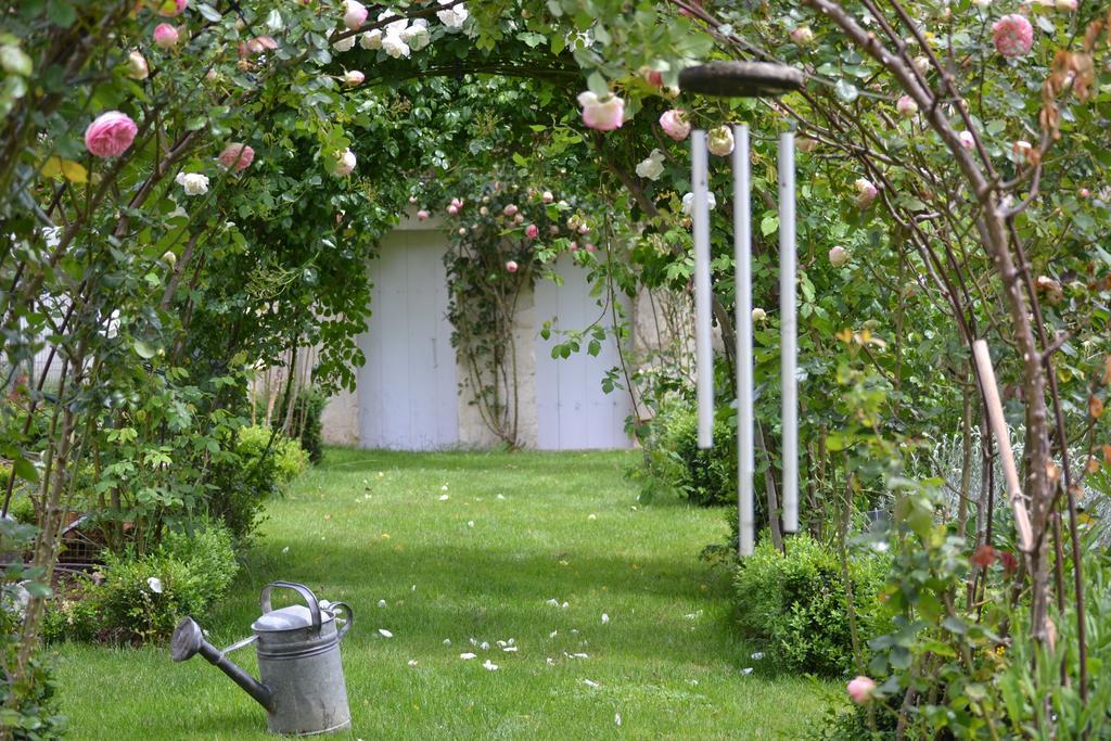 La Maison Du Potager De Mazieres Sainte-Solange Exterior foto